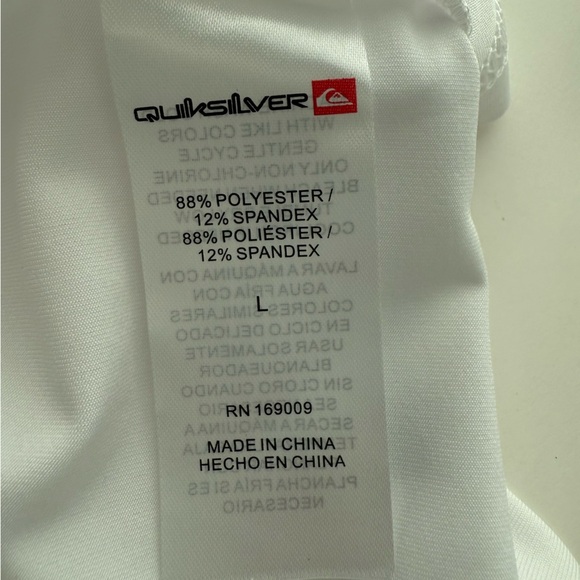 Quiksilver Men’s UPF 50+ Long Sleeve Rashguard - Picture 6 of 6